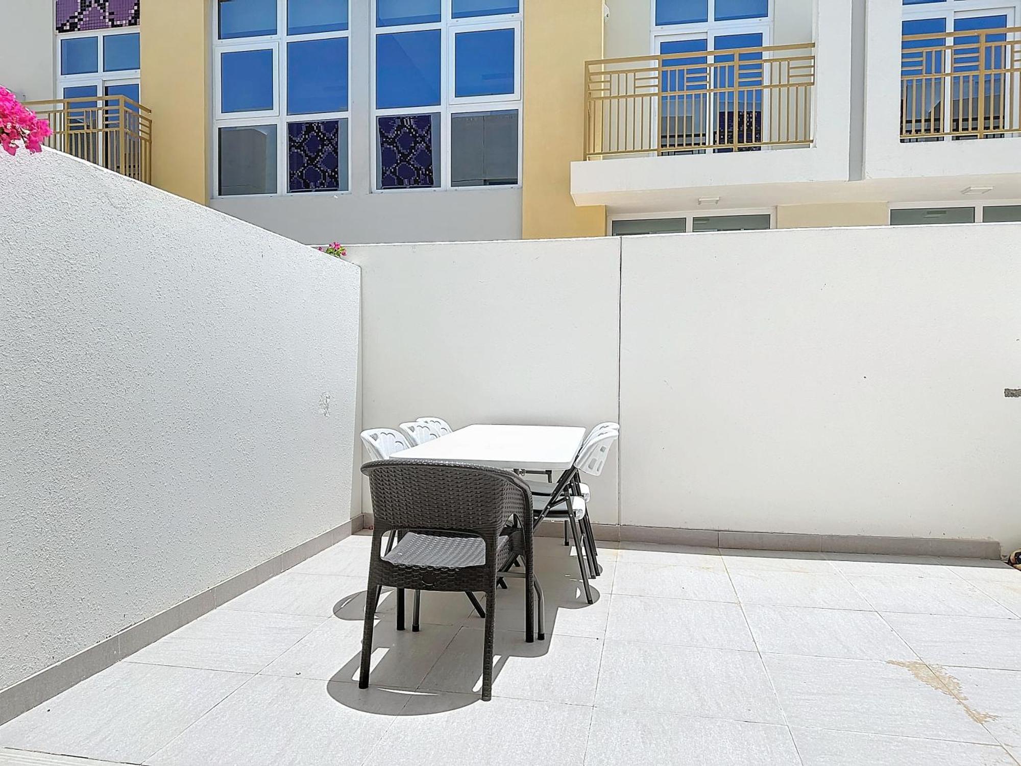 Key View - Aquilegia Villa, Damac Hills Dubai Buitenkant foto